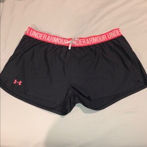 Under Armour Women's XL Athletic Shorts in Grey and Pink